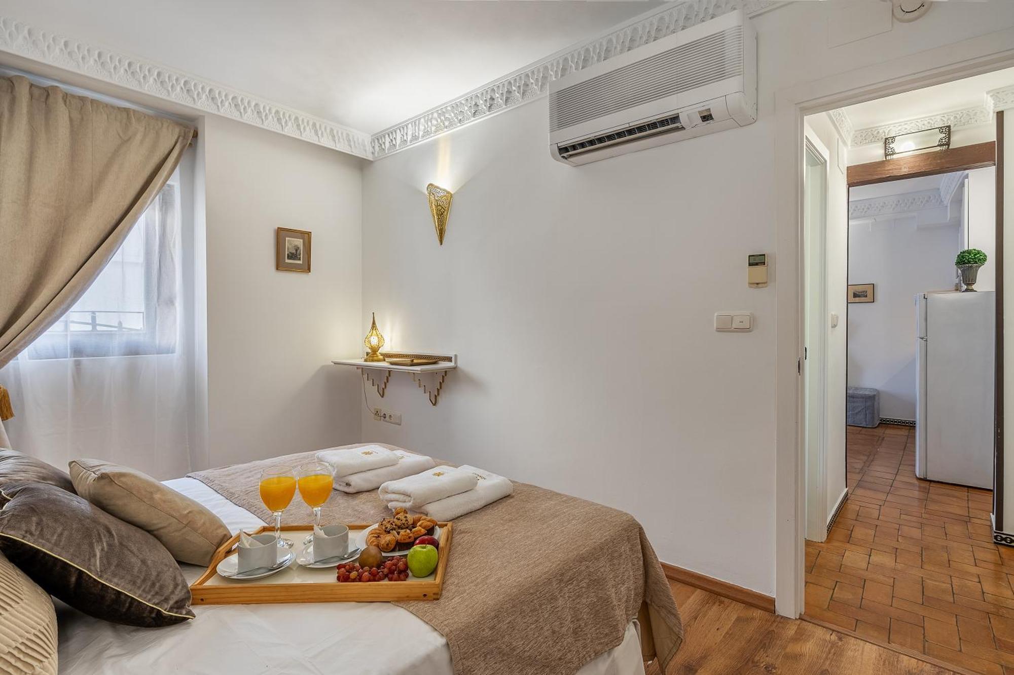 Adanar-Apartamentos Muralla Ziri Гранада Экстерьер фото