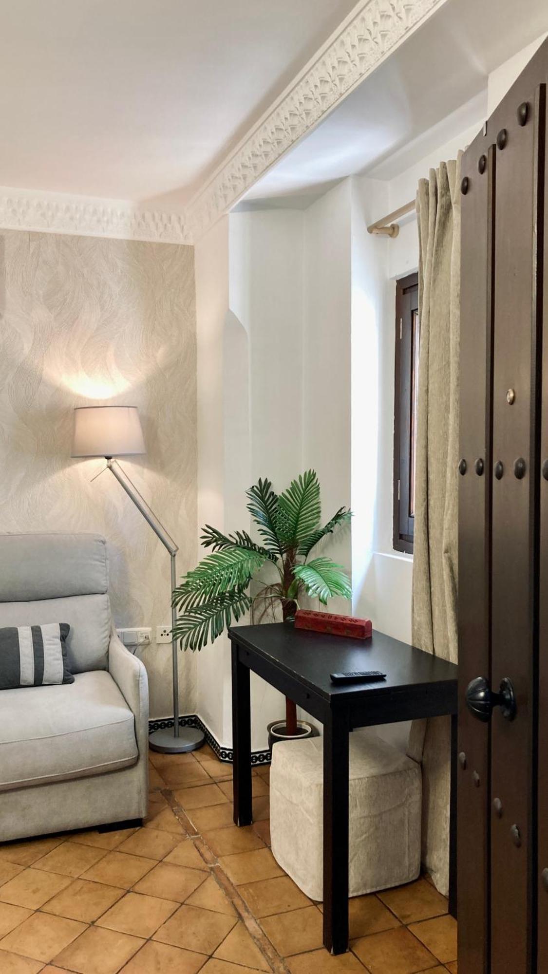 Adanar-Apartamentos Muralla Ziri Гранада Экстерьер фото