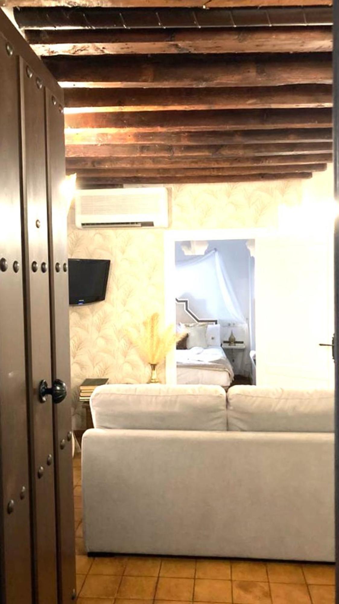 Adanar-Apartamentos Muralla Ziri Гранада Экстерьер фото